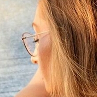 Alix Donovan Nude