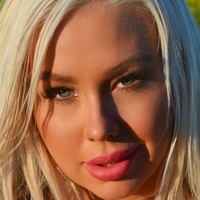 Amanda Breden Nude