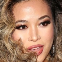 Analiza Ching Nude