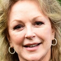 Bonnie Bedelia Nude