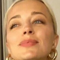 carolinevreeland Nude