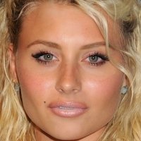 Carrie Michalka Nude