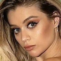Coral Gonzalez Nude