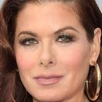 Debra Messing Nude