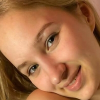 Elizabeth Yummy Nude