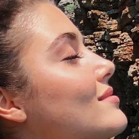Hande Ercel Nude