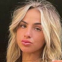Hanna Cavinder Nude