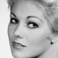 Kim Novak Nude