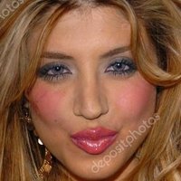 Leyla Razzari Nude