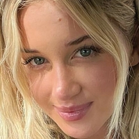 Lily Bowman Nude