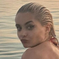 linacuttsmiller Nude