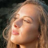Mackenzie Holton Nude