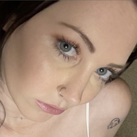 Mackenzie Stith Nude