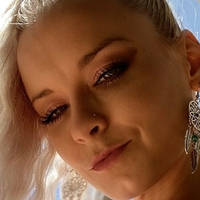 Mia Julia VIP Nude
