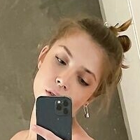 Mihanika Nude