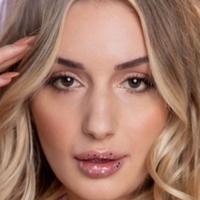 Milan Rose Nude