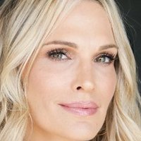 Molly Sims Nude