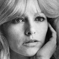 Nathalie Delon Nude