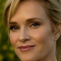 Nicholle Tom Nude