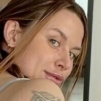 Olivia Hale Nude