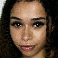 Queen Qiana Nude