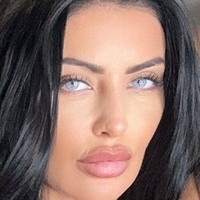 Scarlet Bouvier Nude