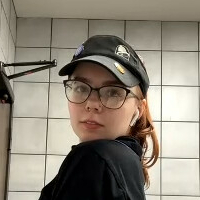 snackthatsmilesback Nude