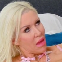 Tania Amazon Nude