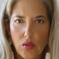 Tania Riquenes Nude