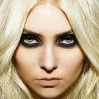 Taylor Momsen Nude