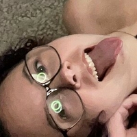 tinytroublelou2 Nude