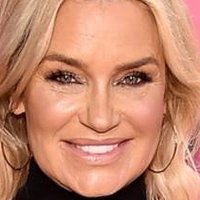 Yolanda Hadid Nude